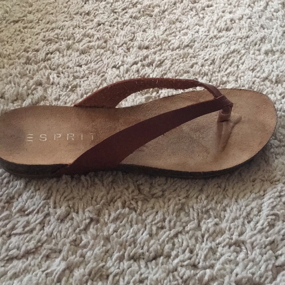 Esprit flip flop sandals